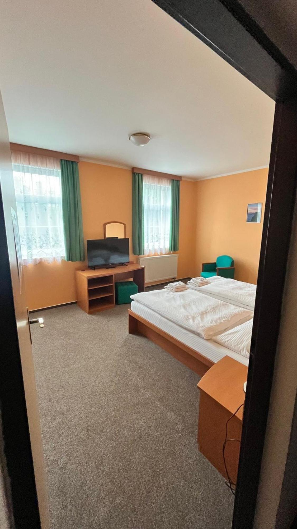 Grandhotel Novy Bor Exterior photo