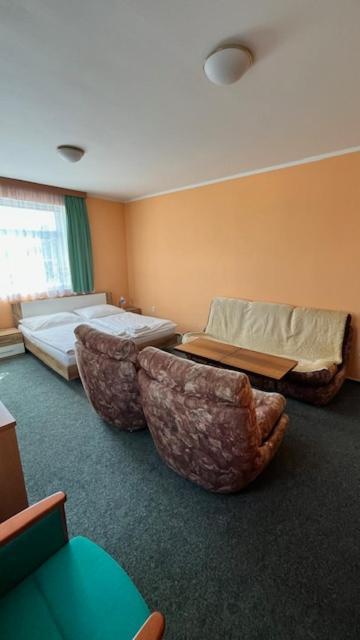 Grandhotel Novy Bor Exterior photo