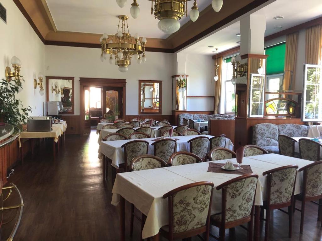 Grandhotel Novy Bor Exterior photo